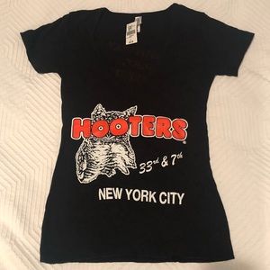 Hooters Original T-Shirt - New York City